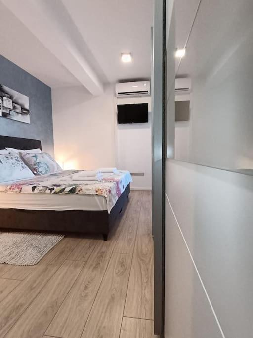 Holiday&Suite Klanac Вир Экстерьер фото