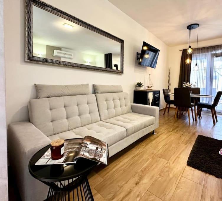 Holiday&Suite Klanac Вир Экстерьер фото